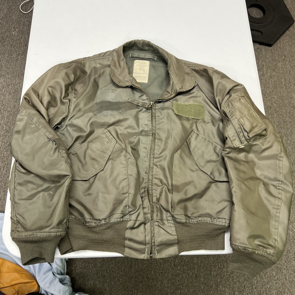 US Military CWU-45/P Flight Jacket Mens Large Green Aramid Bomber Distressed